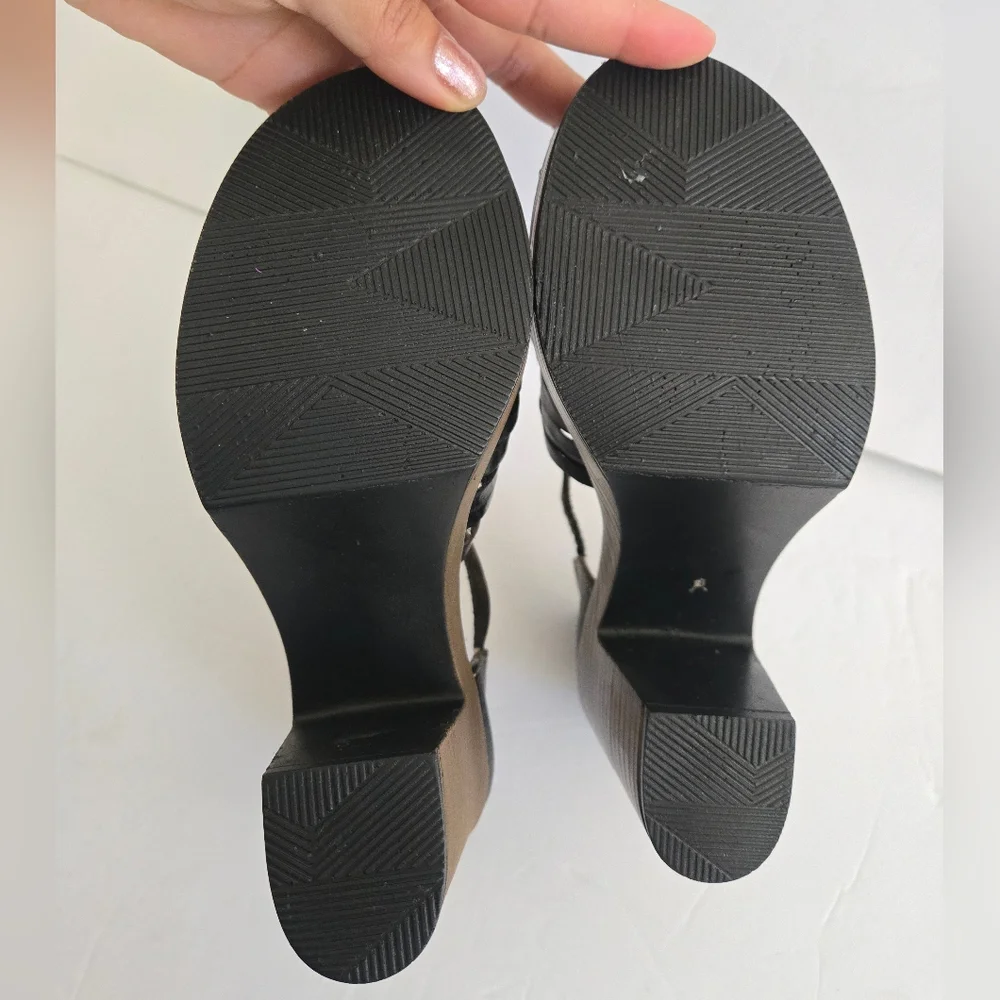 Black Leather Platform Ankle Strap Shoes size 6 Artisan made